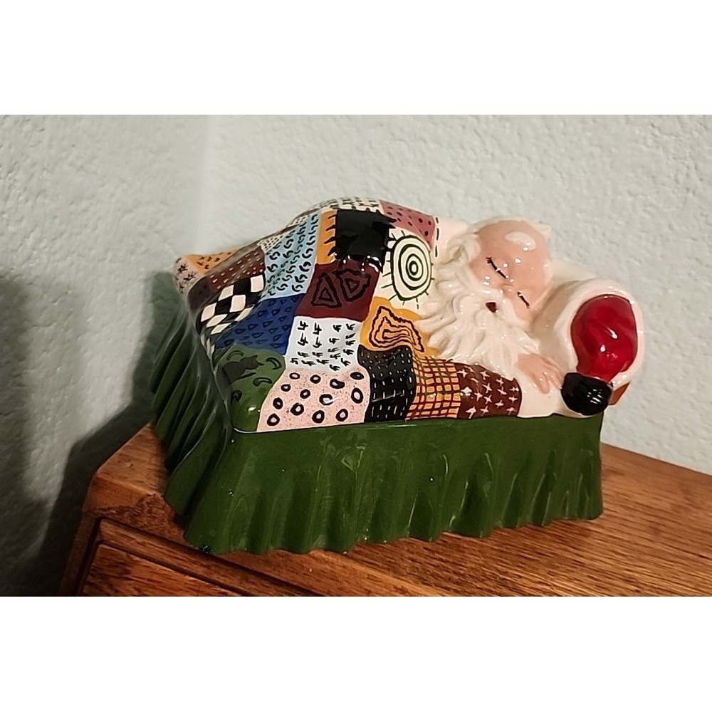 VTG Alberta Mold Hand Painted‎ Ceramic Dish & Lid Sleeping Santa Patchwork Quilt